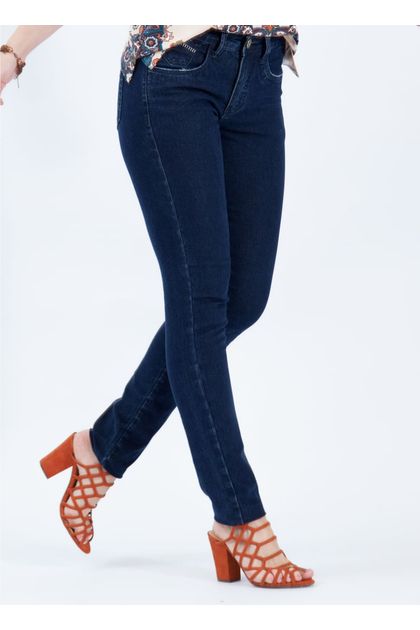 image-470fa42357e94c54aec3f5b0bd379a93 image-470fa42357e94c54aec3f5b0bd379a93