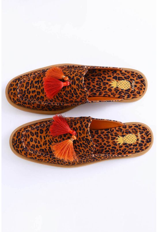 2021003001481--6- 2021003001481--6-