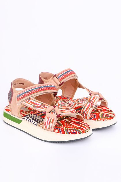 7893214243133--6- 7893214243133--6-