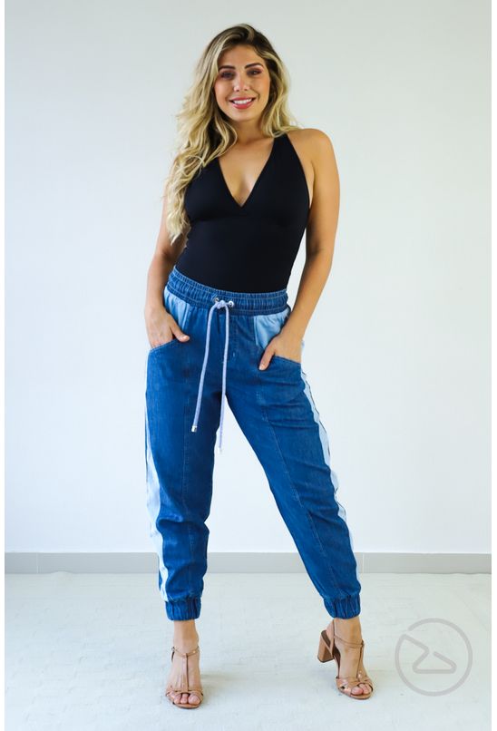 calça jeans cos alto com elastico