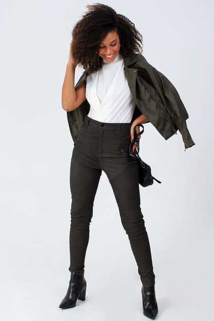 1814018730--4- 1814018730--4-