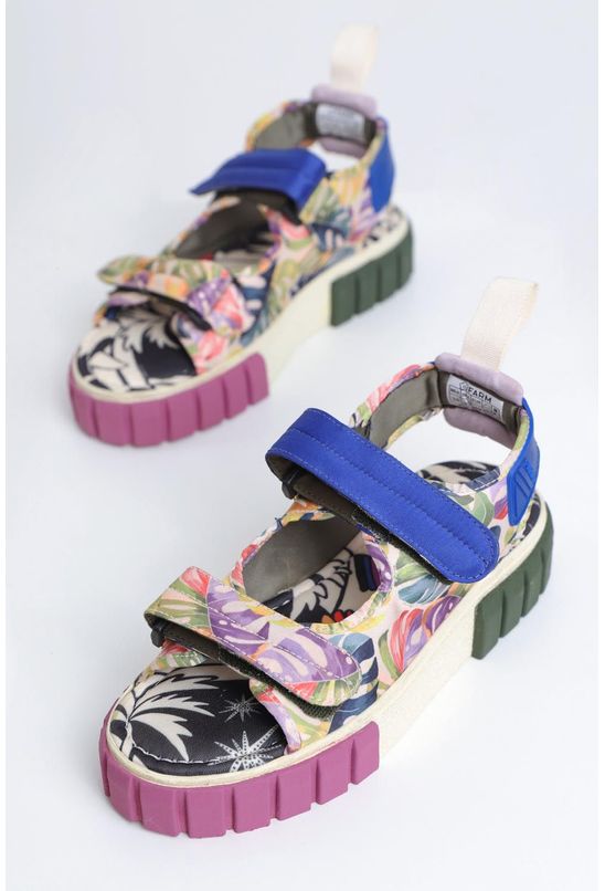 Sandalia-pista-tratorado-costela-rainbow-farm-esquerda Sandalia-pista-tratorado-costela-rainbow-farm-esquerda