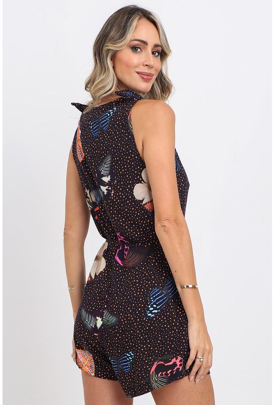 Macaquinho-noite-das-borboletas-pequia-centro