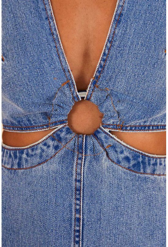 Macacao-jeans-argola-vazado-farm-detalhe Macacao-jeans-argola-vazado-farm-detalhe