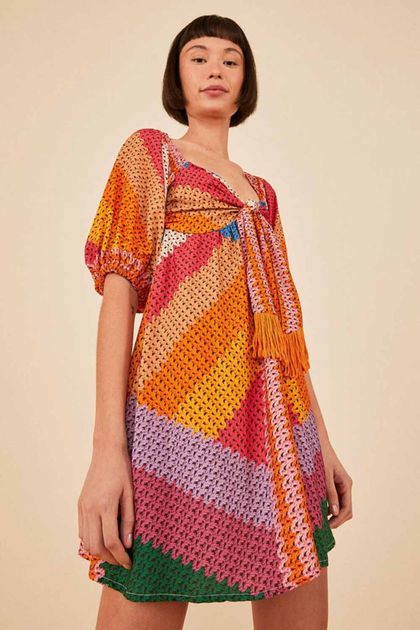 Vestido-curto-borda-cor-farm--principal Vestido-curto-borda-cor-farm--principal