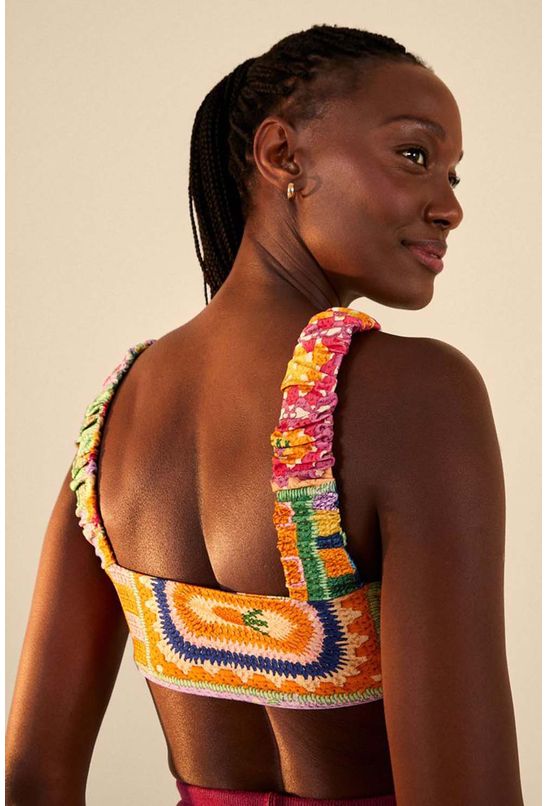 Blusa-elastico-borda-borda-farm-direita