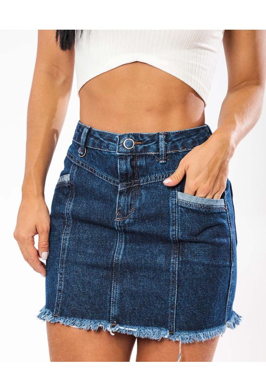 Mini-Saia Jeans Feminina Escura com Recortes e Barra Desfiada