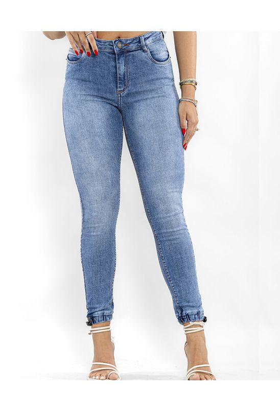 image-d9b7f5ac07aa4dd9b6848855228fac1b