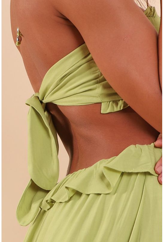 Vestido-midi-argola-verde-pequia-detalhe