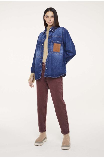 Camisa-jeans-manga-longa-bolso-couro-animale-jeans-esquerda
