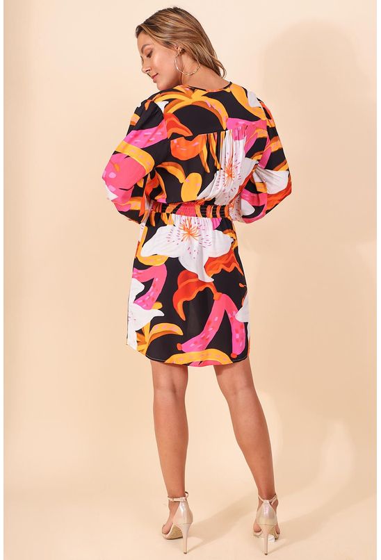 Vestido-curto-tieta-pequia-centro