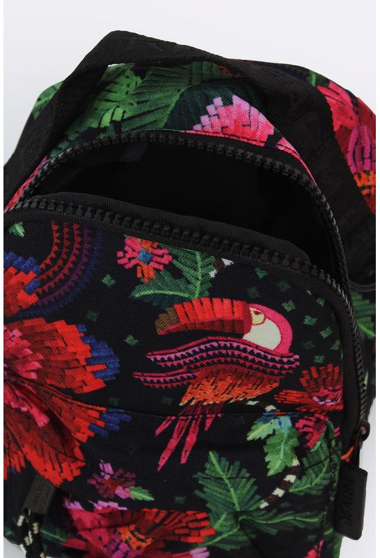 Mochila-mini--borogodo-florescer-black-farm-direita