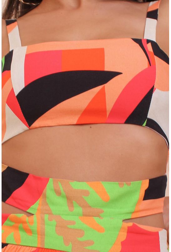 Vestido-midi-cerrado-surreal-pequia-detalhe