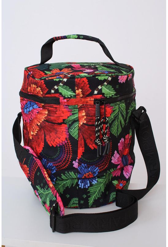 Cooler-farofa-florescer-black-farm-centro