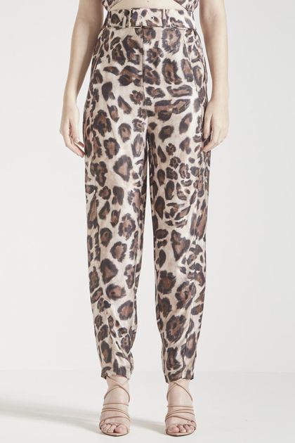 Calca-estampada-forum-esquerda Calca-estampada-forum-esquerda