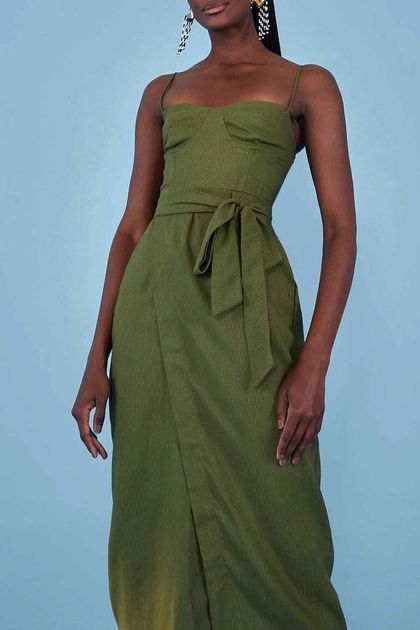 Vestido-midi-meia-taca-com-fenda-farm--principal Vestido-midi-meia-taca-com-fenda-farm--principal