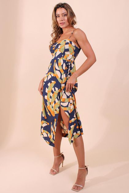 Vestido-midi-banana-grafica-farm--principal Vestido-midi-banana-grafica-farm--principal