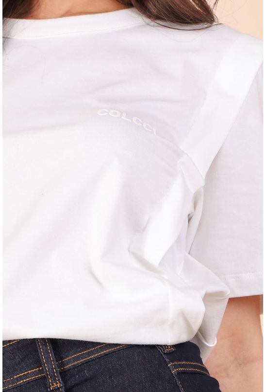 Camiseta-colcci-detalhe