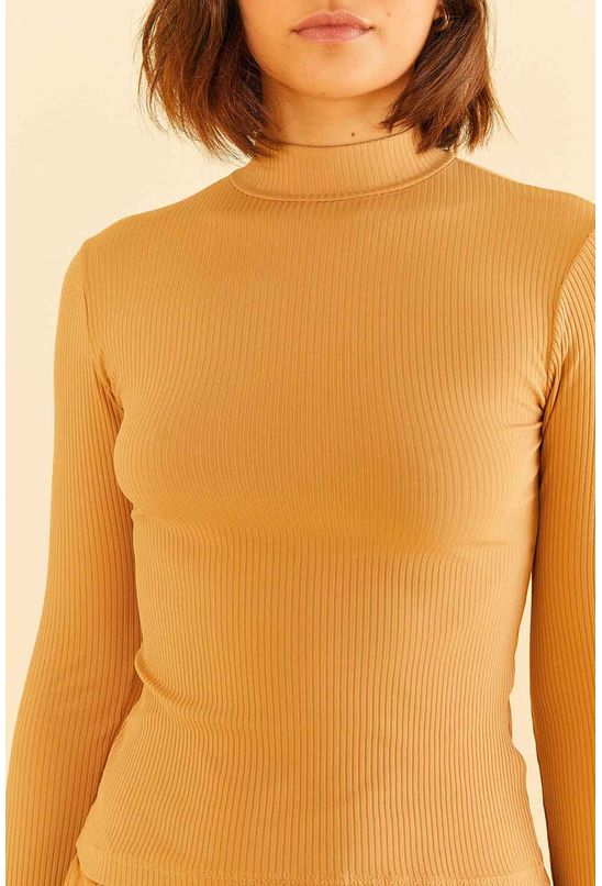 Blusa-gola-mangas-farm-direita