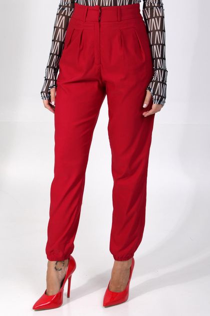 Calca-pregas-vermelho-labrava--principal Calca-pregas-vermelho-labrava--principal