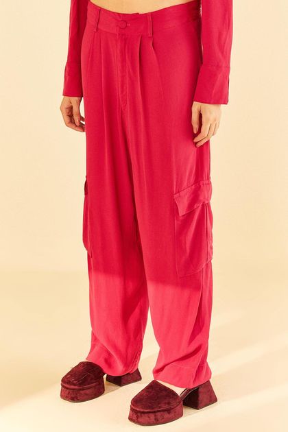 Calca-reta-bolsos-laterais-farm--principal Calca-reta-bolsos-laterais-farm--principal