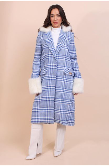 Trench-coat-com-pelo-lanca-perfume-direita