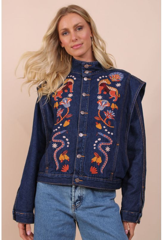 Jaqueta-jeans-selva-grafica-farm-esquerda Jaqueta-jeans-selva-grafica-farm-esquerda