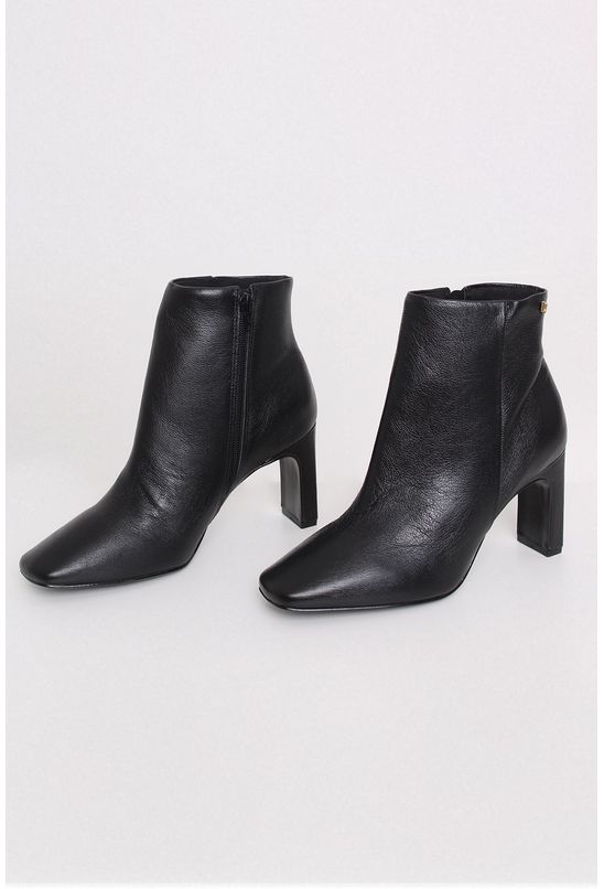 2023003001130-p4 2023003001130-p4