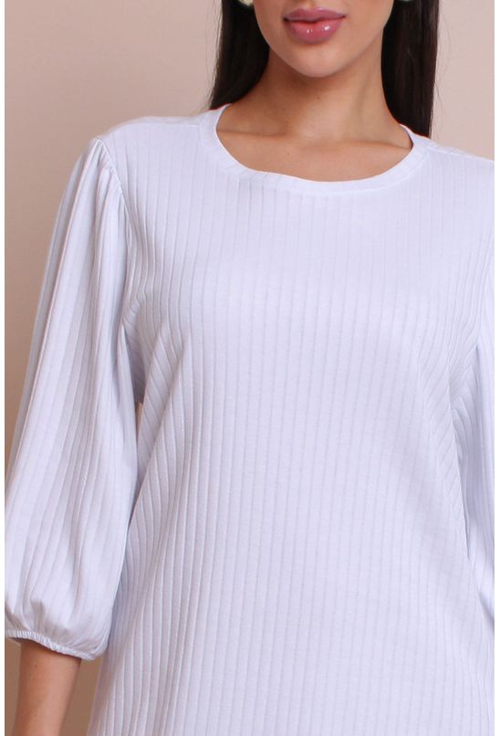 Vestido-curto-de-malha-t-shirt-branco-pequia-detalhe