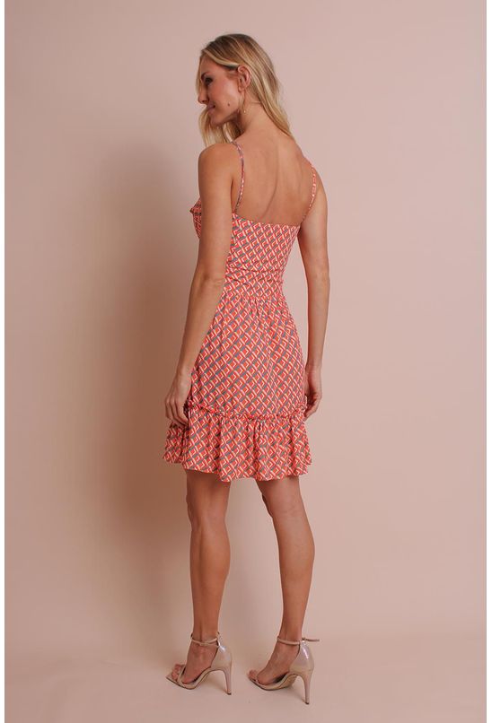 Vestido-curto-decote-v-ladrilhar-pequia-centro Vestido-curto-decote-v-ladrilhar-pequia-centro