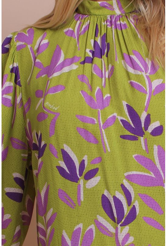 Vestido-curto-manga-balone-uva-lima-pequia-detalhe