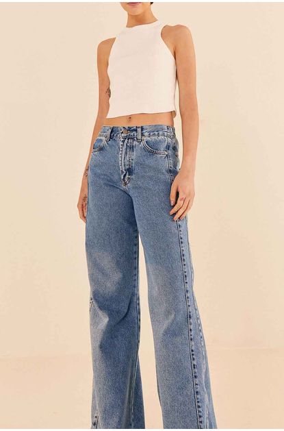 Calca-jeans-recorte-farm-esquerda