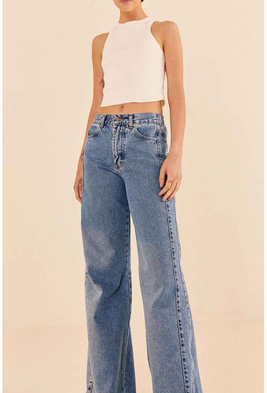 Calca-jeans-recorte-farm-esquerda