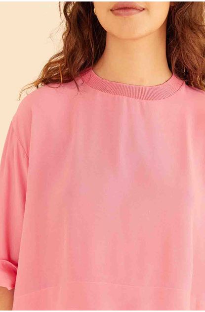 T-shirt-cropped-basica-farm-direita