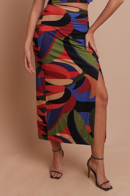 Saia-reta-midi-bananeira-grafica-farm--principal Saia-reta-midi-bananeira-grafica-farm--principal