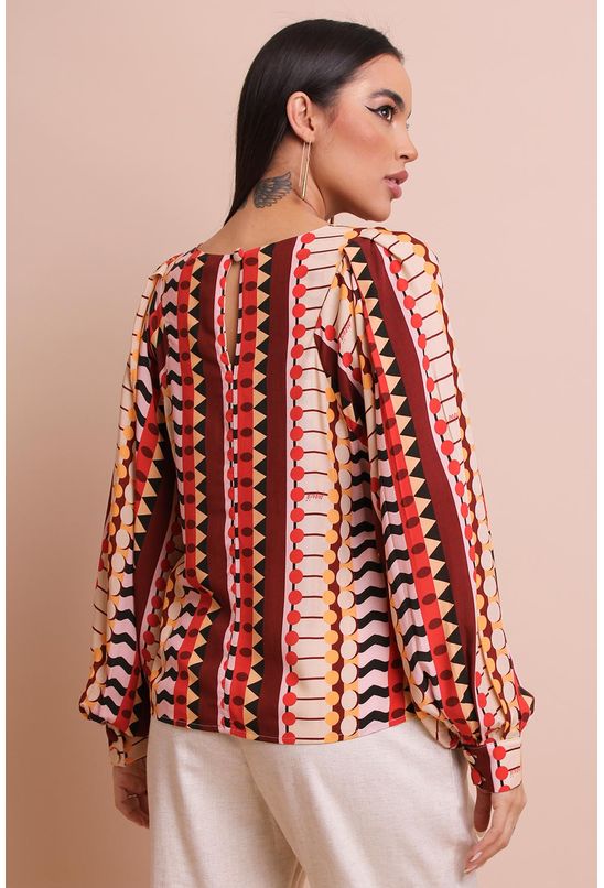 Blusa-manga-geometria-brasileira-pequia-centro