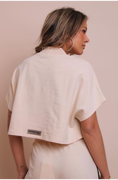 Blusa-cropped-gola-alta-lanca-perfume-easy-centro