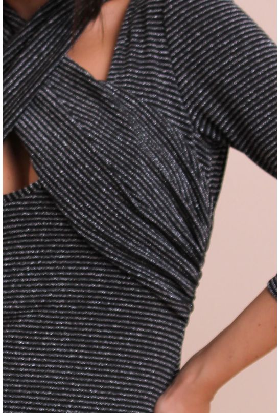 Vestido-curto-transpasse-listrado-labrava-detalhe