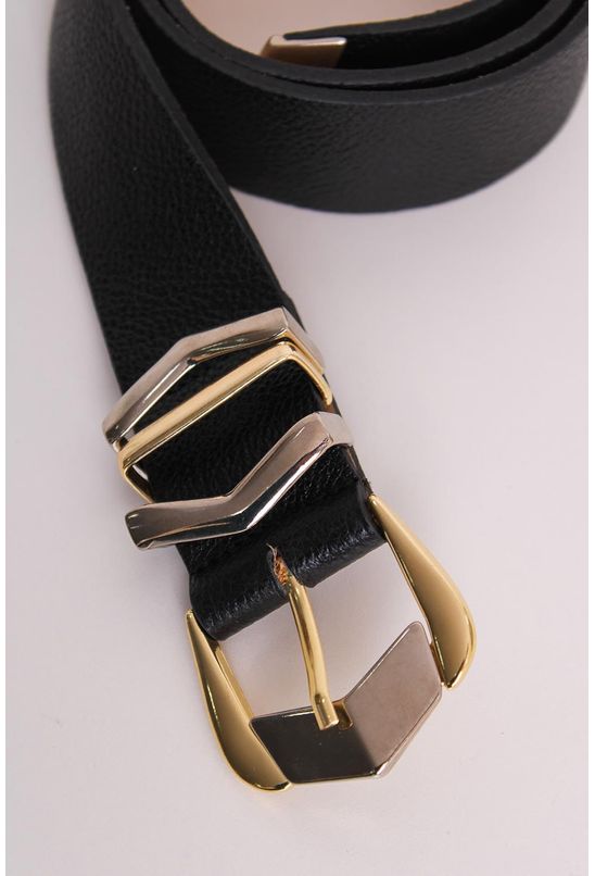 Cinto-de-couro-liso-com-fivela-losango-preto-labrava-esquerda