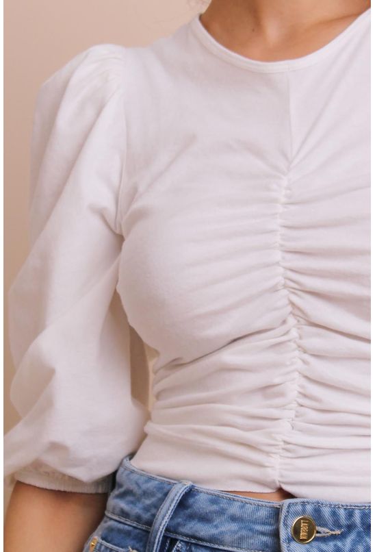 Blusa-cropped-franzida-offwhite-labrava-detalhe
