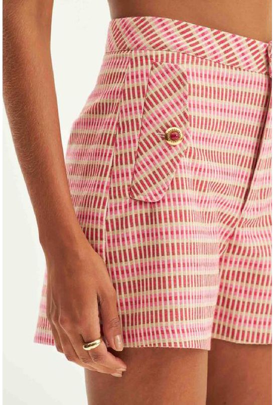 Shorts-alfaiataria-lanca-perfume-direita