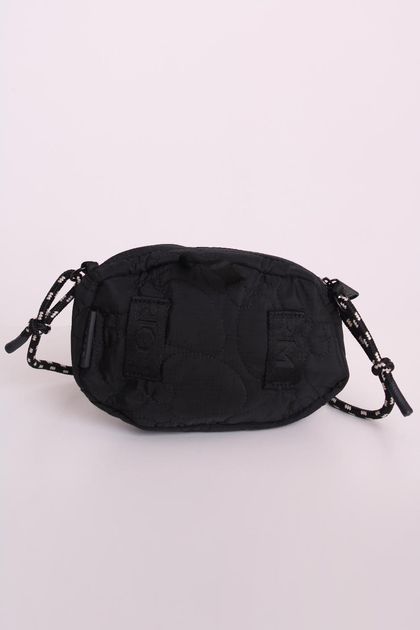 Bolsa-chuchu-puffer-tapete-floral-farm--principal Bolsa-chuchu-puffer-tapete-floral-farm--principal