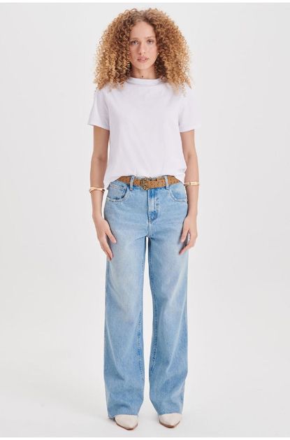 Calca-jeans-wide-leg-super-high-myft-esquerda