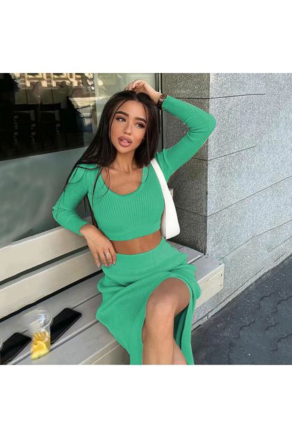 Saia-canelada-com-fenda-verde--principal Saia-canelada-com-fenda-verde--principal