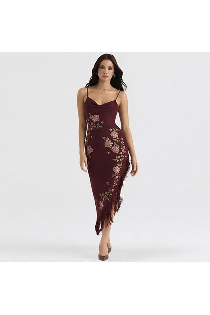 Vestido-midi-com-bordados-e-franja-assimetrico-vermelho Vestido-midi-com-bordados-e-franja-assimetrico-vermelho