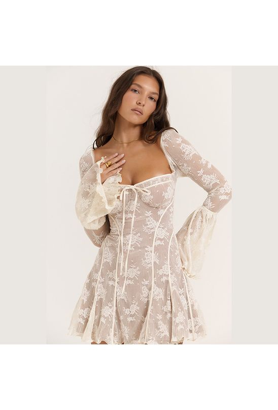 Vestido-curto-manga-longa-bordado-bege