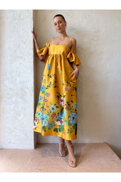 Vestido-midi-ombro-a-ombro-amarelo