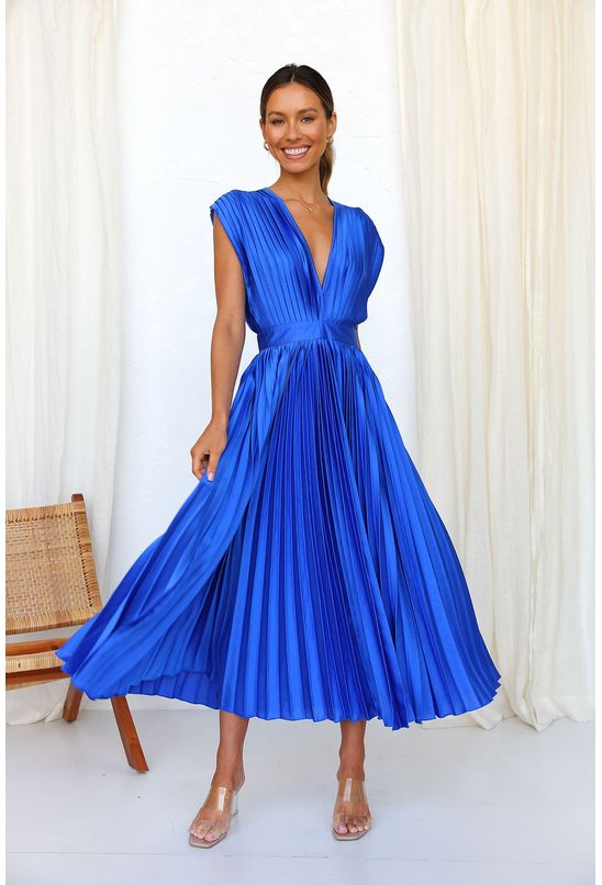 Vestido-midi-plissado-decote-em-v-azul