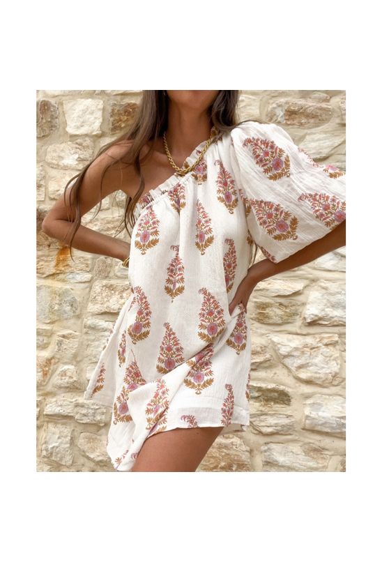 Vestido-curto-solto-ombro-unico-branco