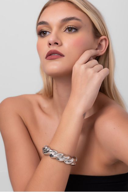 24001LAB01786--1- 24001LAB01786--1-